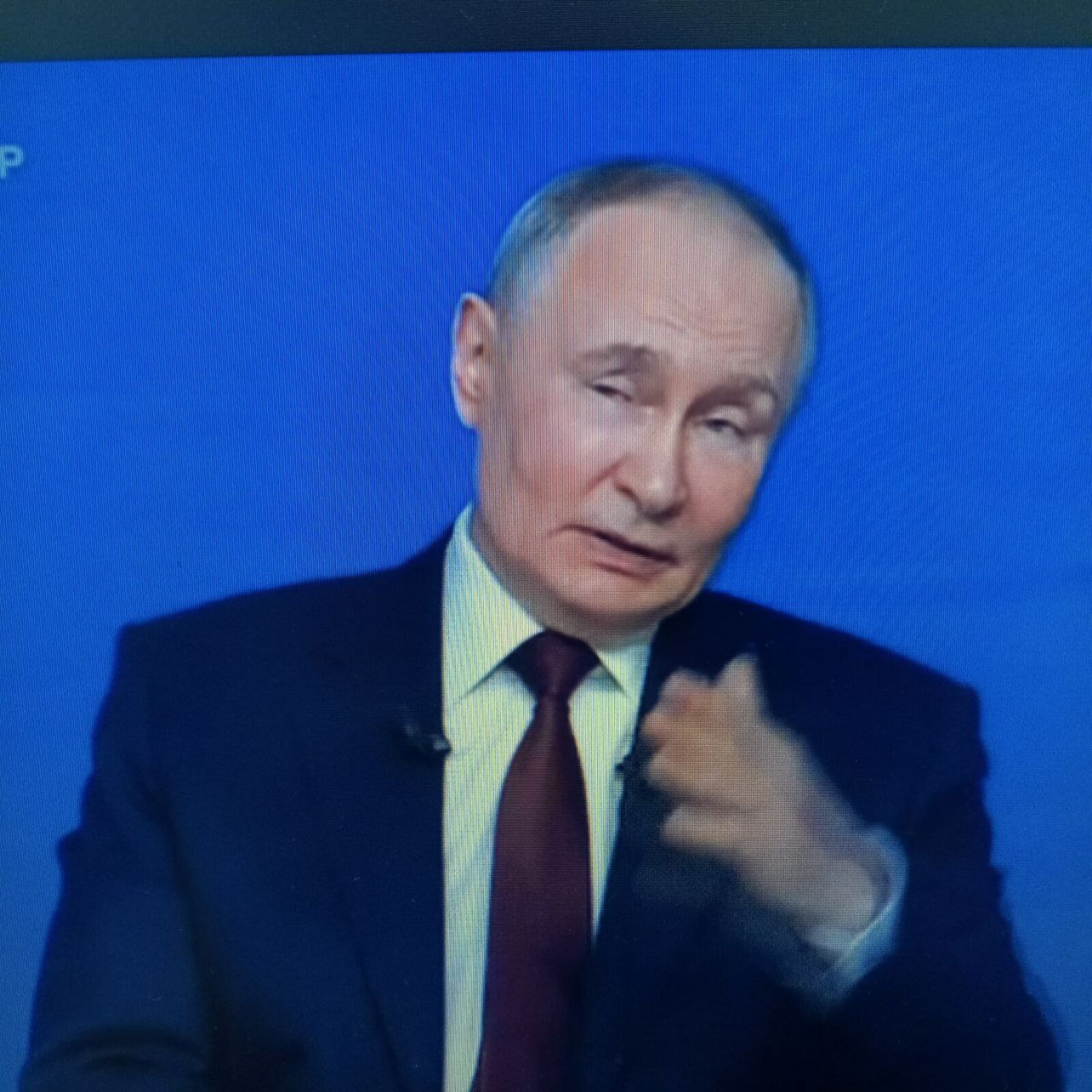 Вопрос о войне и мире на итогах года с Владимиром Путиным