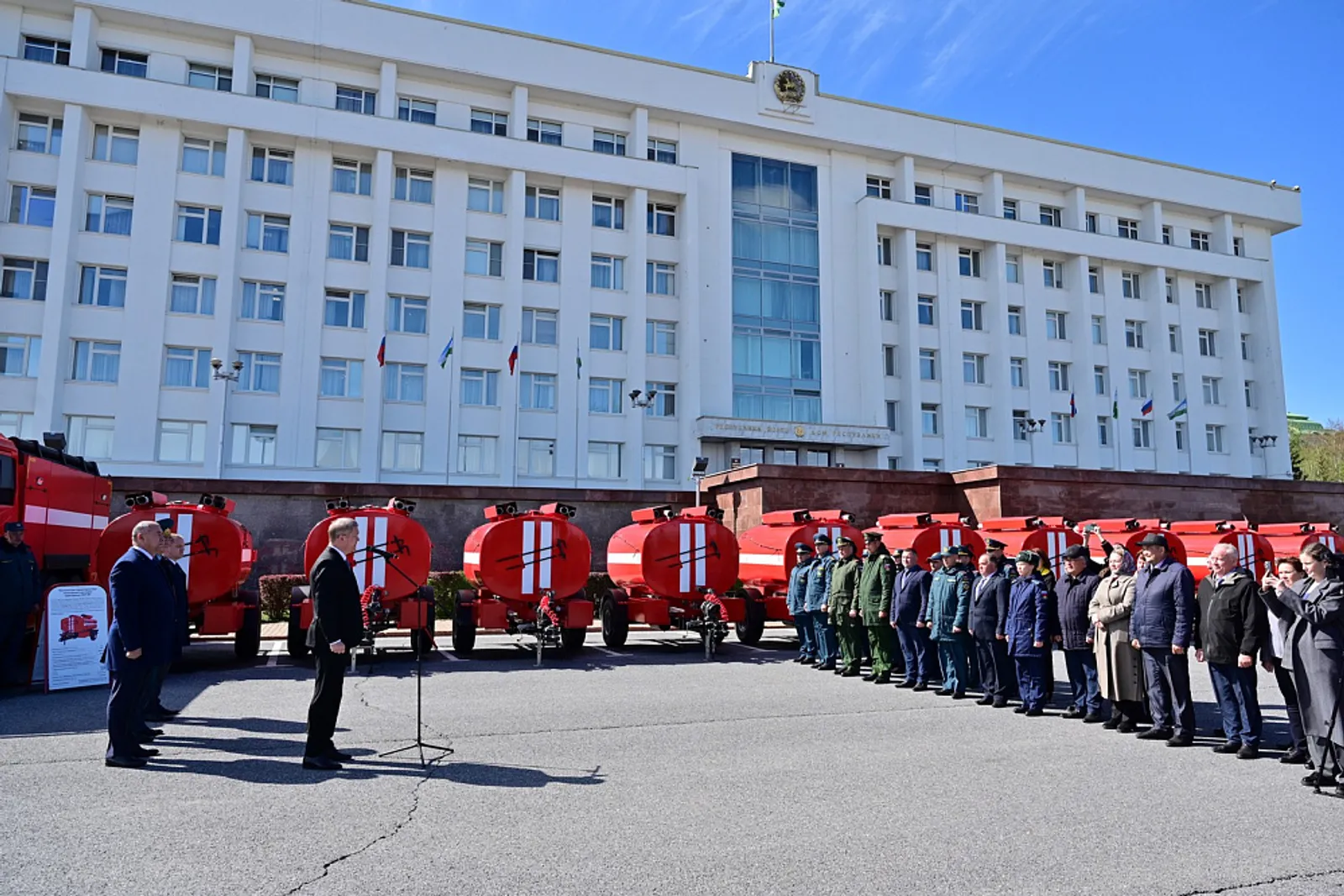 Пожарные Башкортостана получили новую спецтехнику