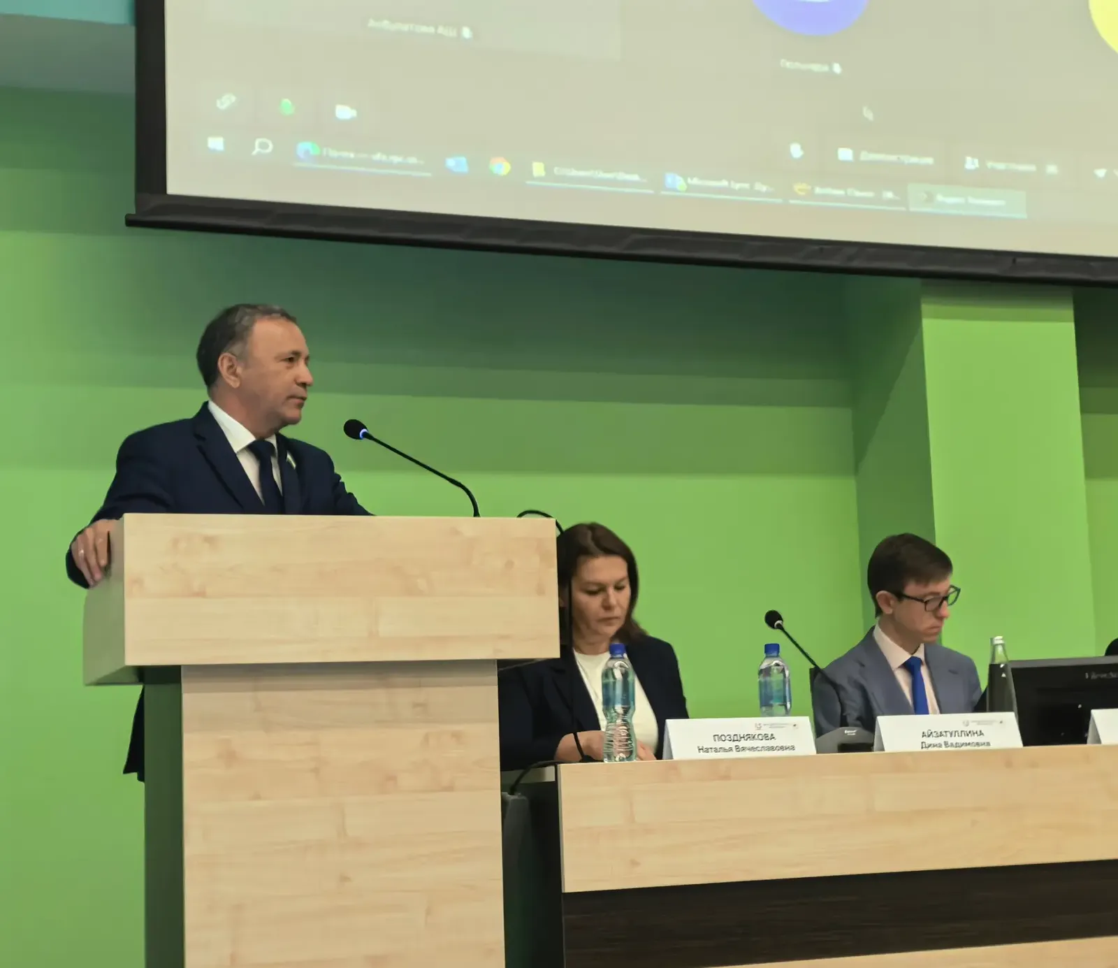 В Уфе состоялась научно-практическая конференция «1000 дней — 1000 возможностей»