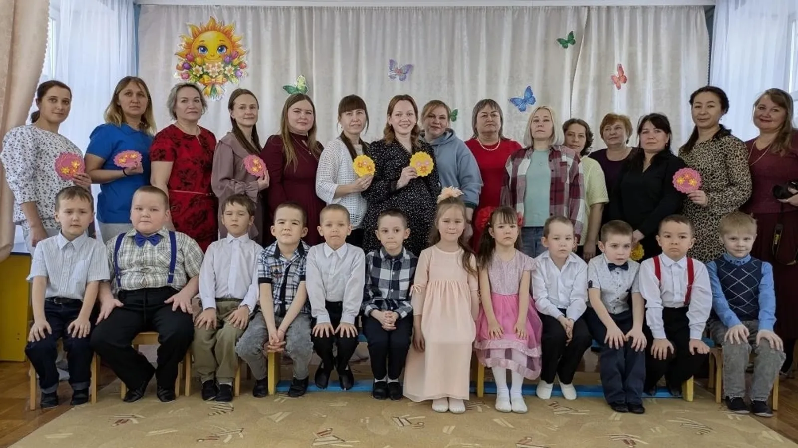 В группе «Колокольчик» детского сада № 1 «Солнышко» прошел утренник