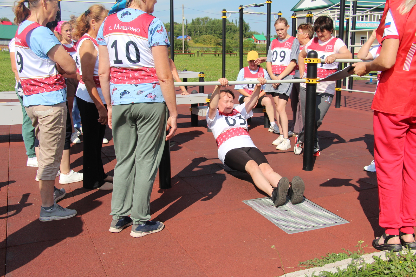 К выполнению норм ГТО приступили фельдшеры Мишкинской ЦРБ