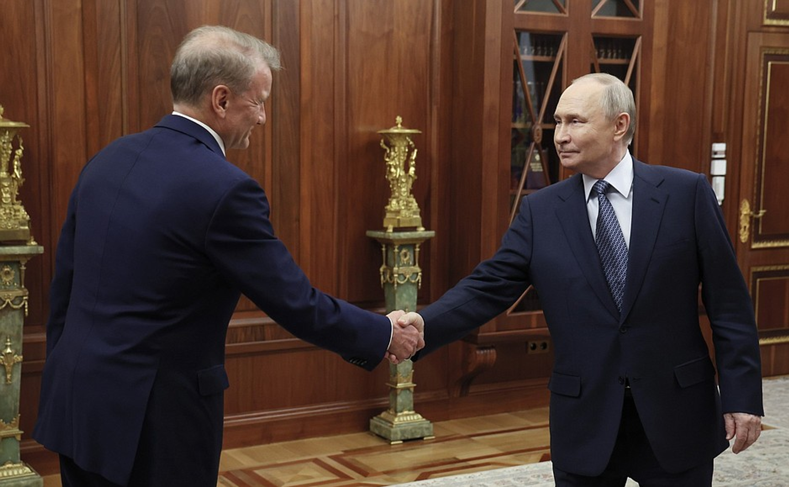 Встреча Владимира  Путина  с председателем правления Сбербанка Германом Грефом