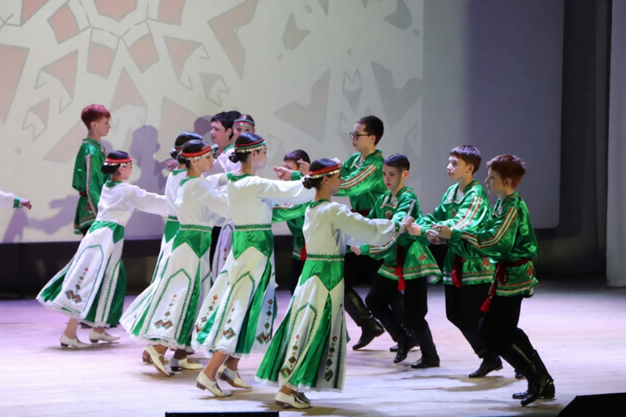 Гордимся нашей страной и её защитниками