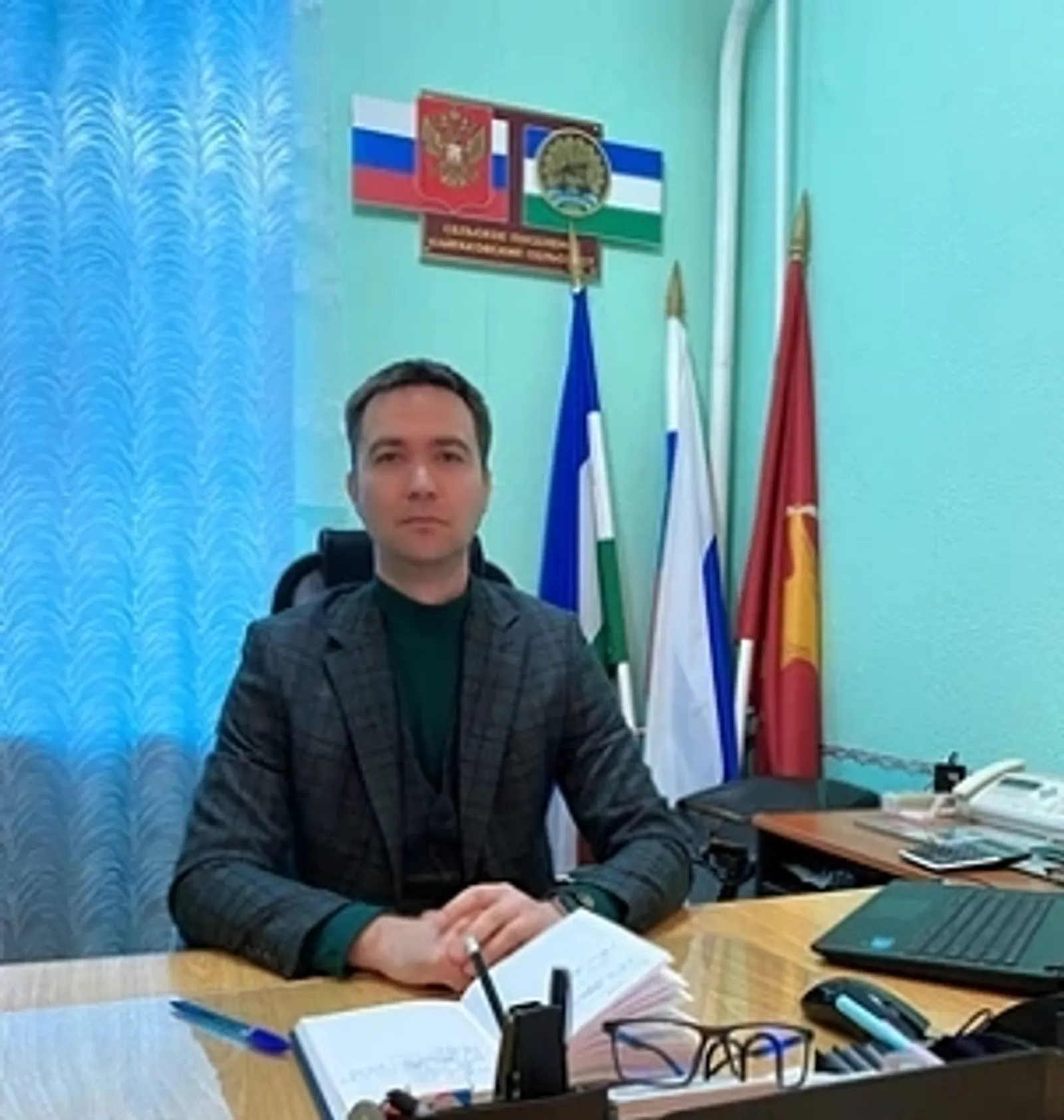 Глава Кайраковского сельсовета В. Петров рассказал о своей работе