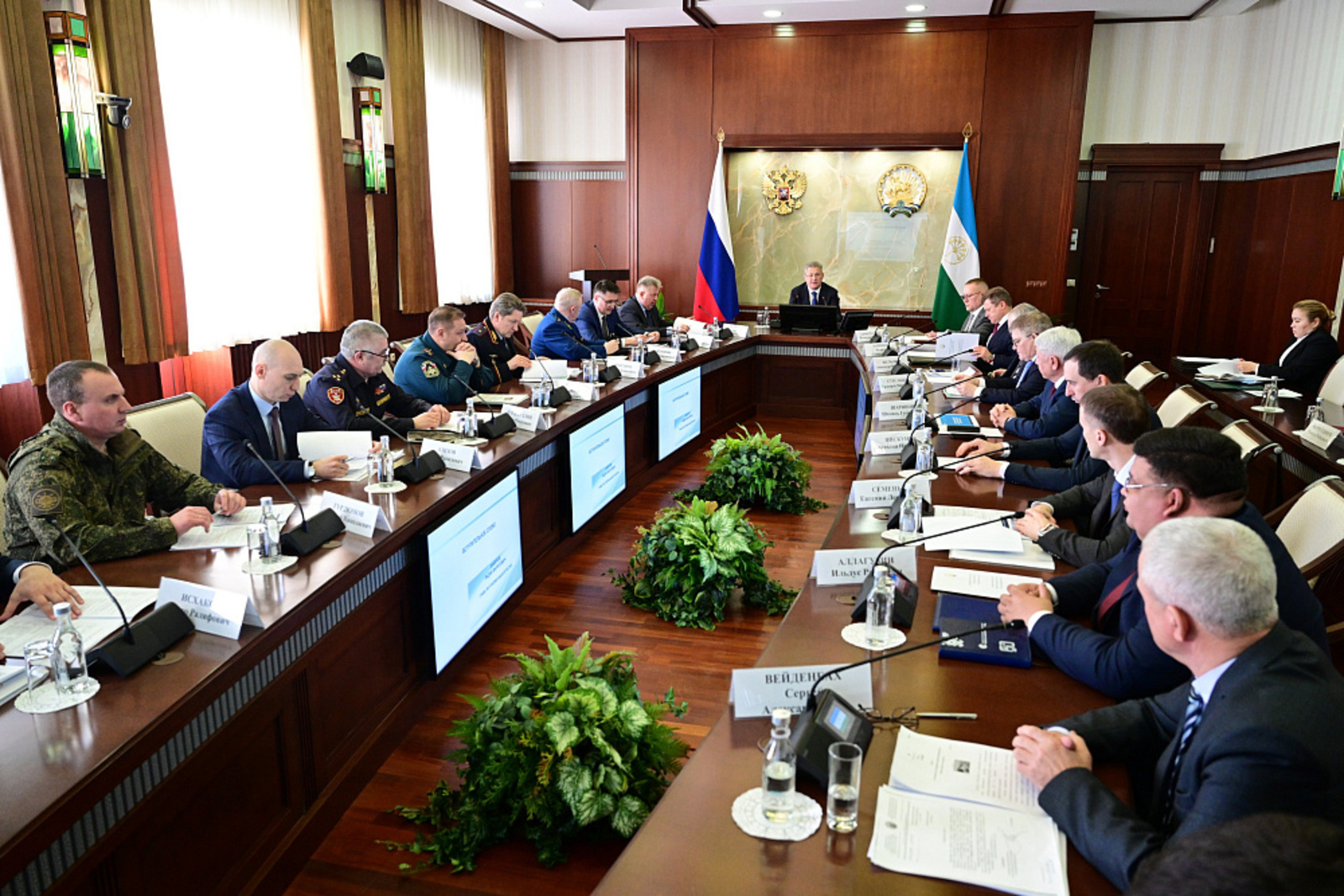 На заседании регионального оперштаба обсудили защищённость промышленных объектов