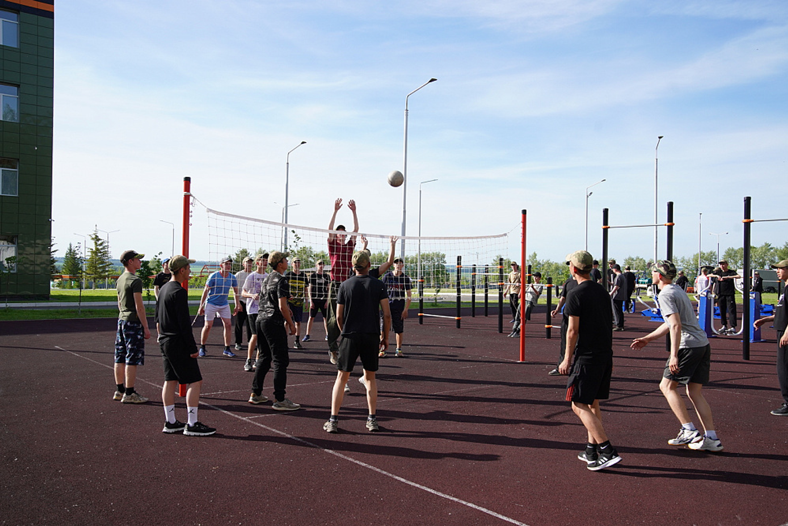 Радий Хабиров встретился с учителями основ безопасности и защиты Родины