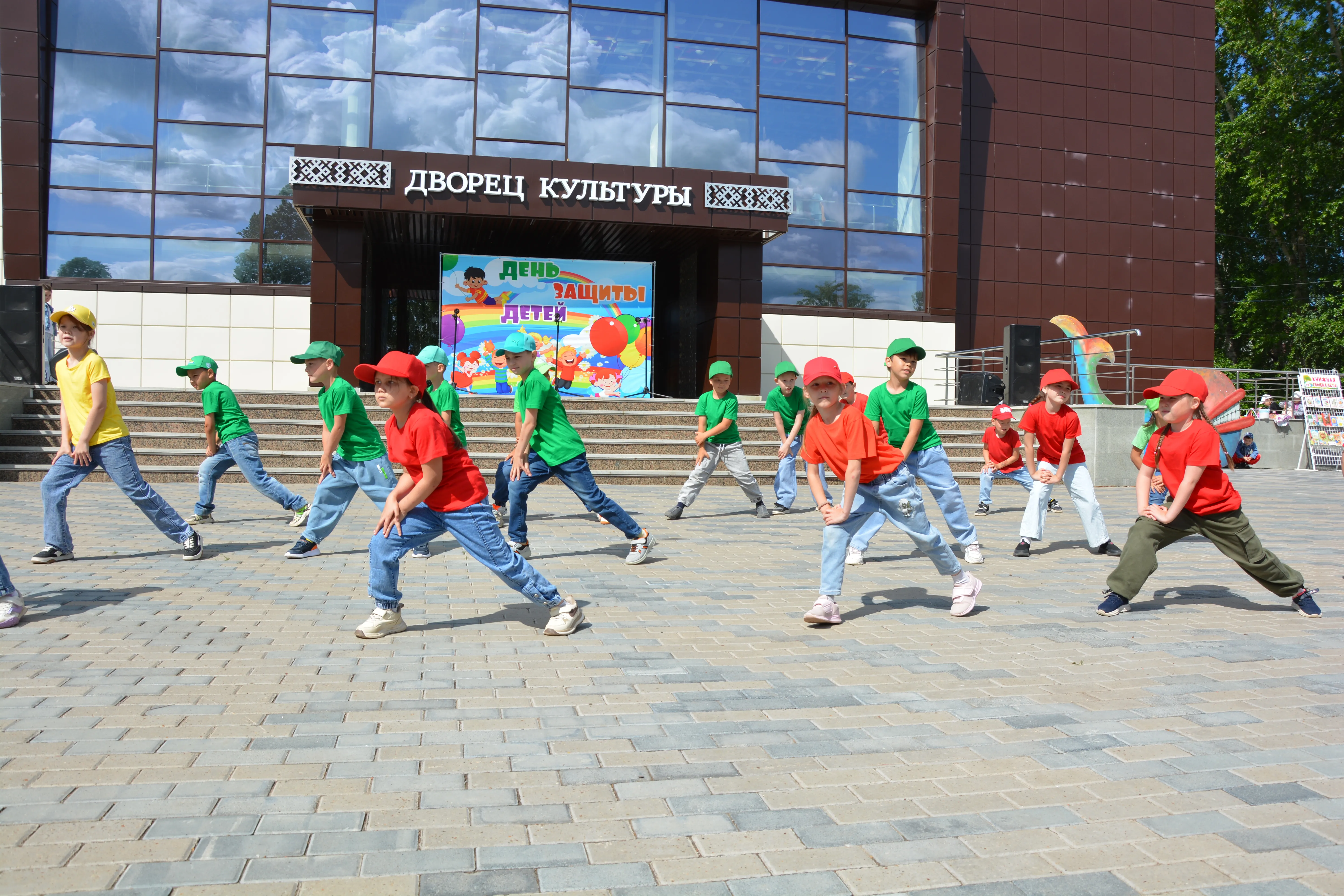 В райцентре прошло праздничное мероприятие «Планета под названием Детство»
