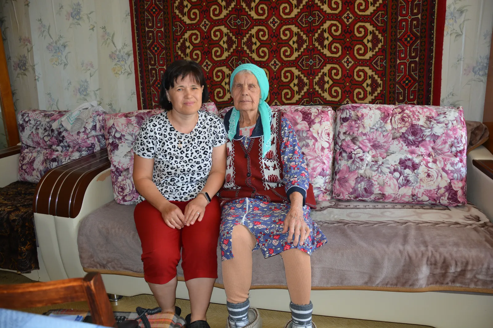 Елена Минилшева из с.Мишкино на протяжении 16 лет помогает тем, кому трудно