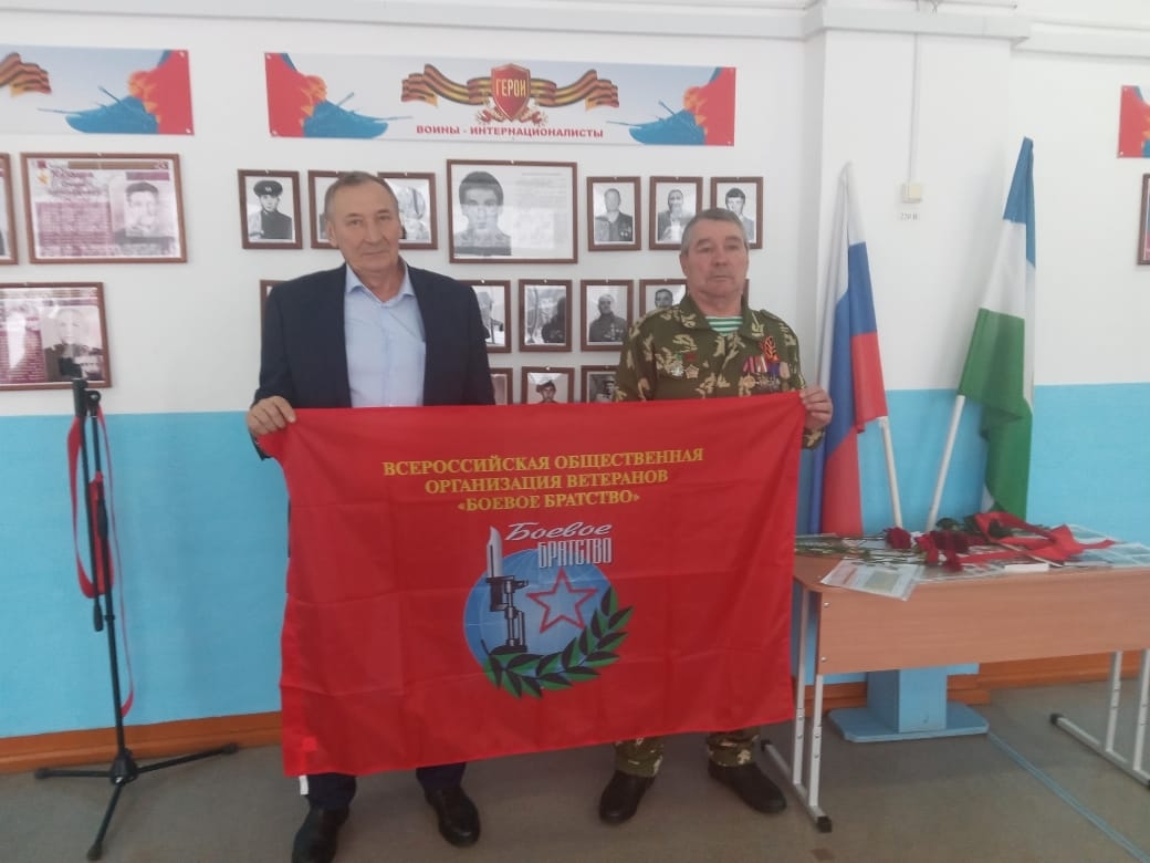 В МБОУ СОШ села Камеево открыли Стену памяти