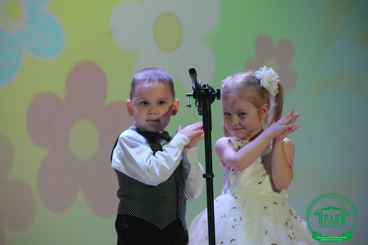 В РДК села Мишкино прошел праздничный концерт