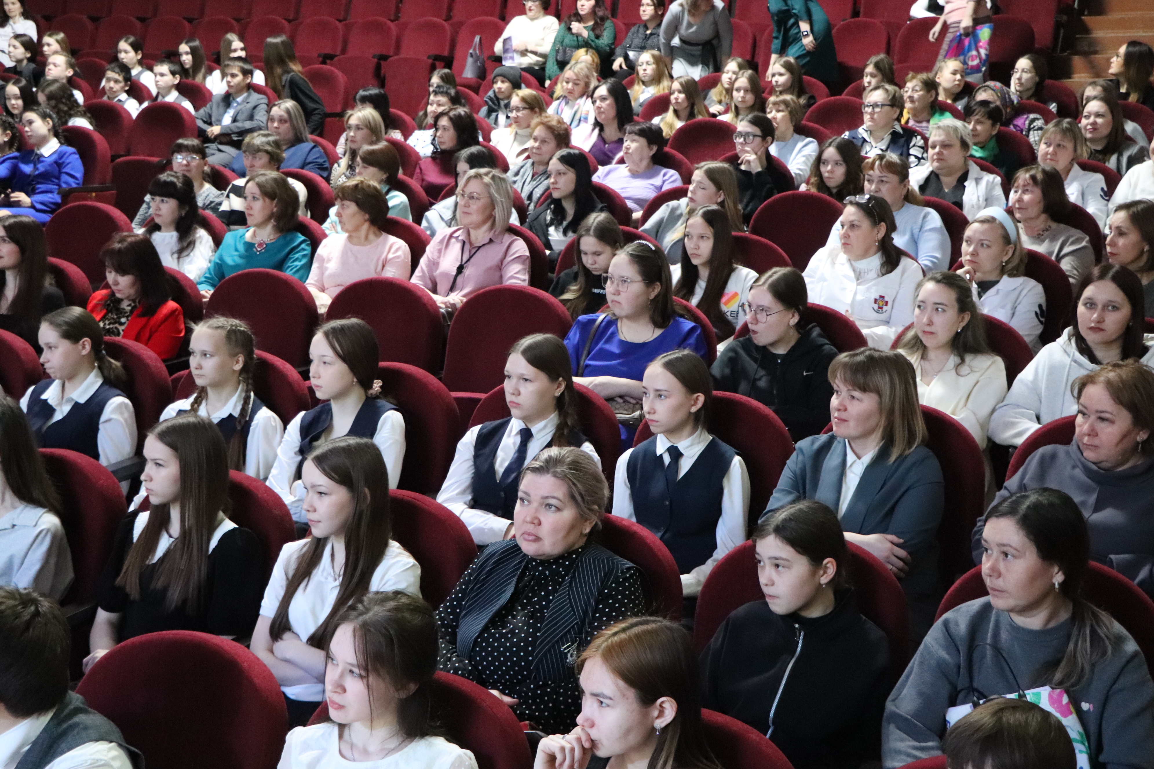 В РДК прошли выставки и состоялись лекции