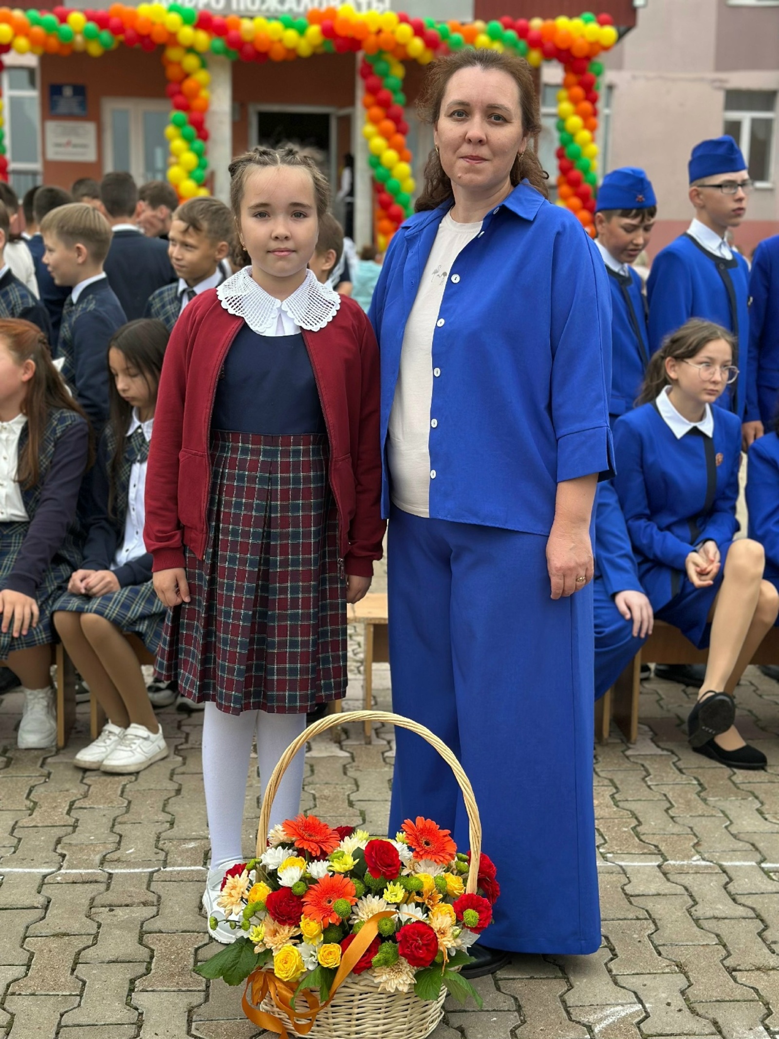 В преддверии Дня матери дети писали сочинения о своих мамах