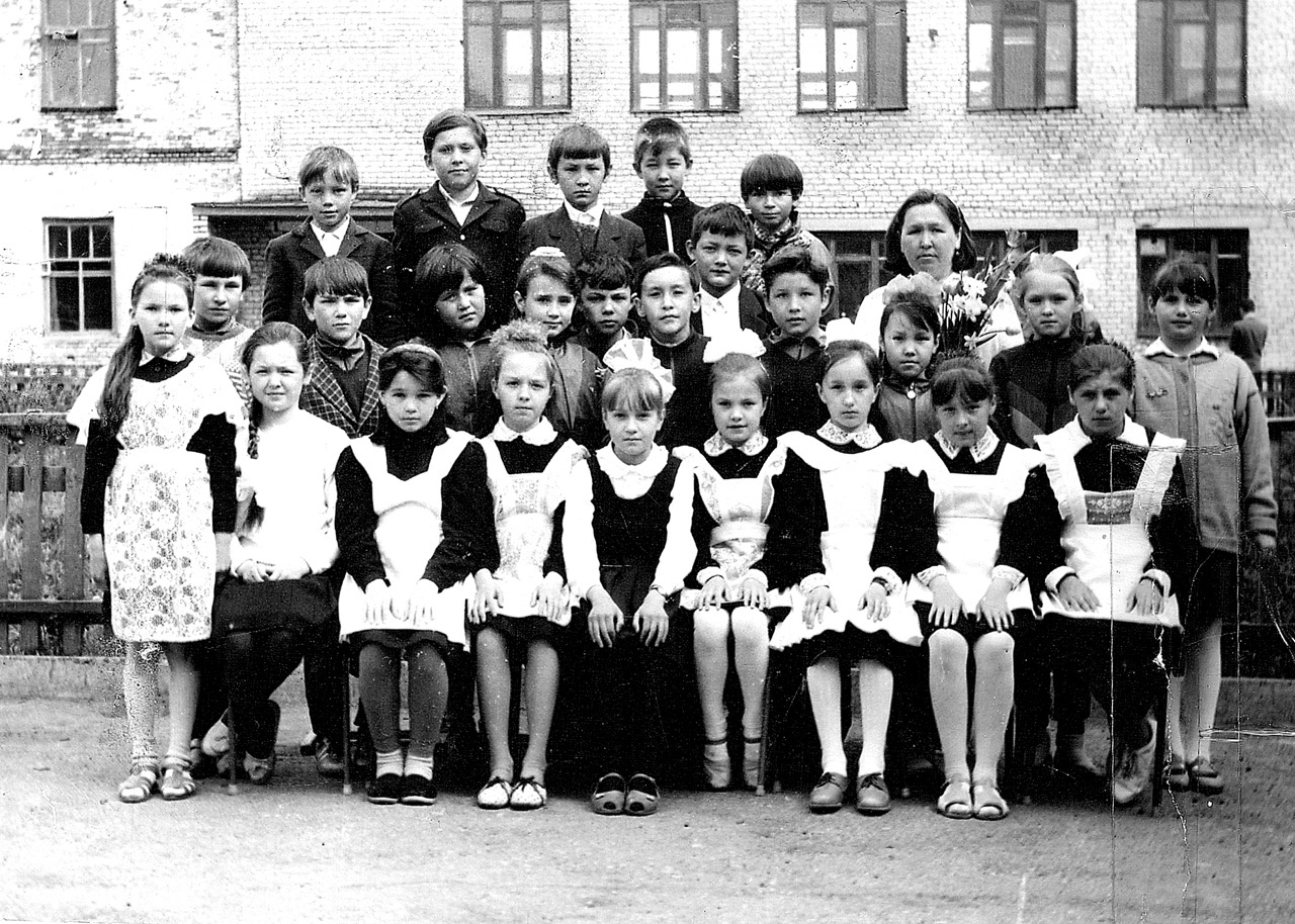 Ветеран педагогического труда Нина Зайнулина отмечает юбилей