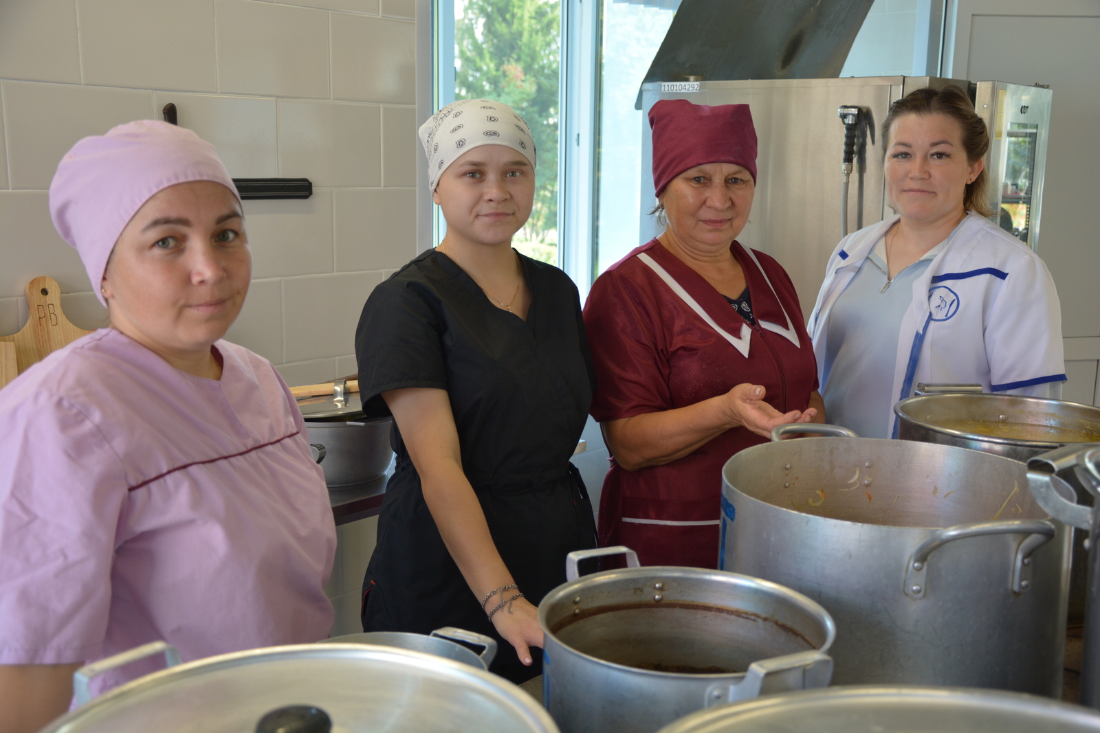 Полилингвальная многопрофильная школа села Мишкино: все о питании детей