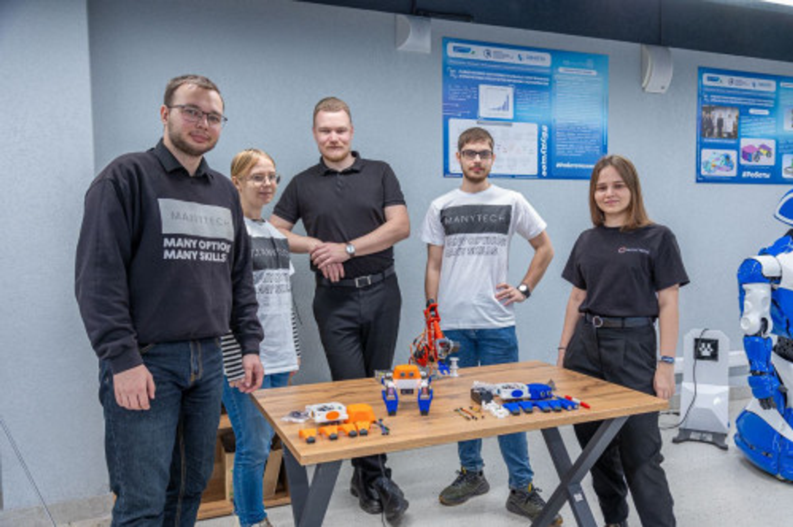 Студенты Межвузовского кампуса разработали продвинутые наборы по робототехнике