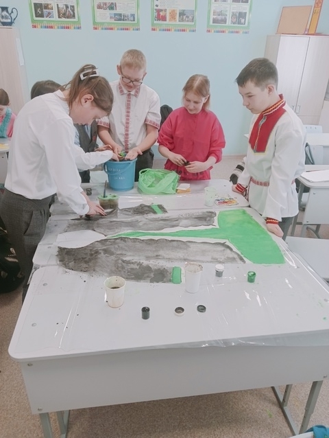 Мнение учителей-языковедов о сохранении родных языков